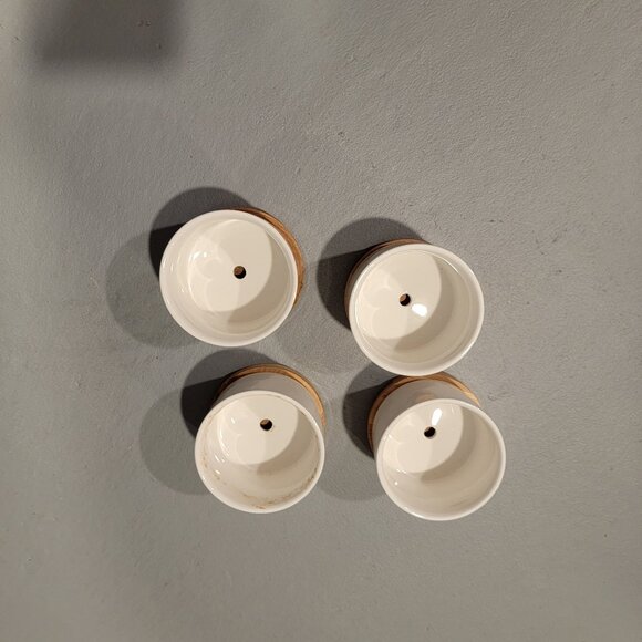 Set of 4 - Succulent Pots. 2-1/2" diameter by 1-1/2" tall.  Exc. Condition! - Picture 3 of 3